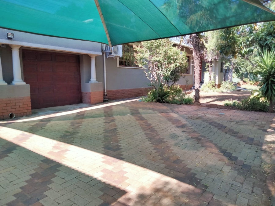 5 Bedroom Property for Sale in Westdene Free State